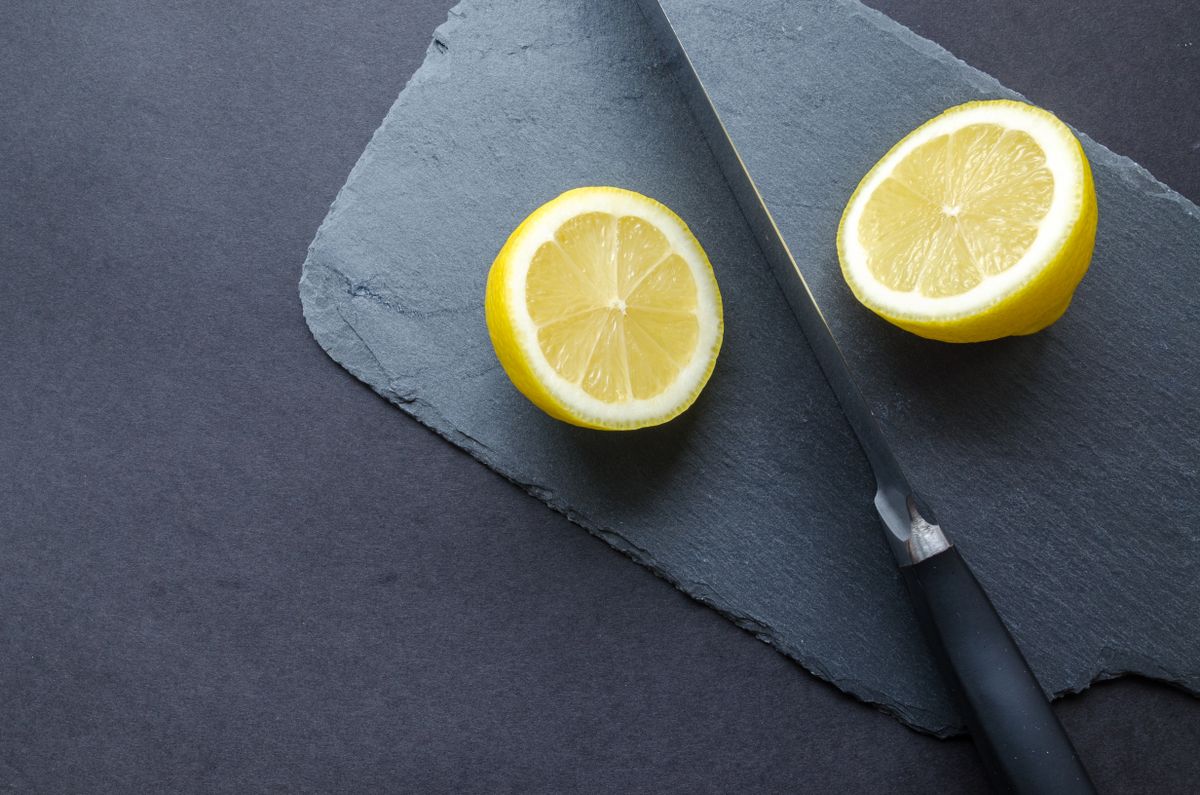 Limones amarillos frescos
